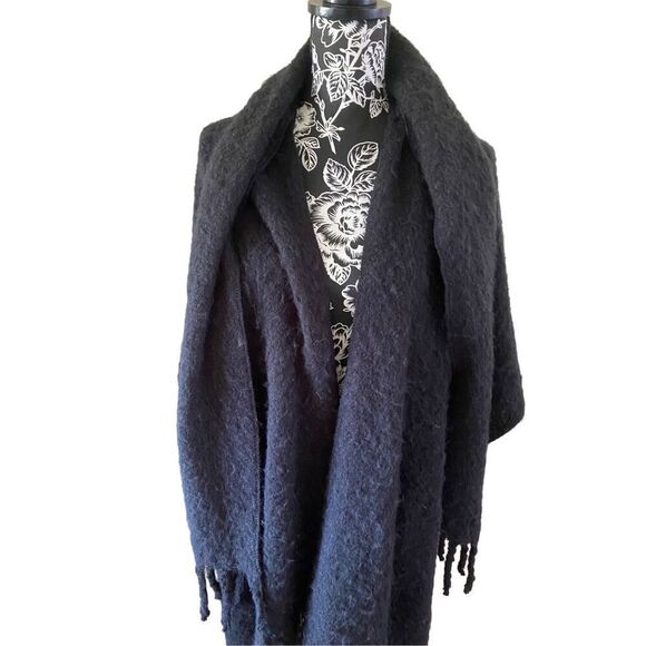 Nwt David And Young Sweater Wrap Built In Scarf Shawl Winter Poncho - Picture 5 of 13